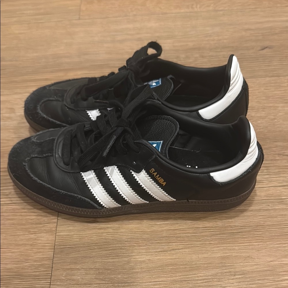 Black Adidas Sambas OG women’s size 6